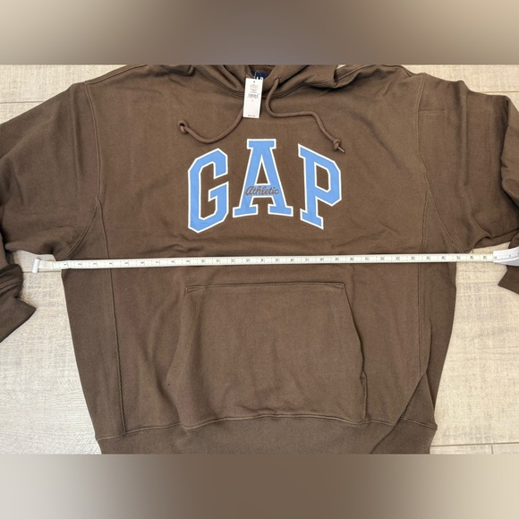 NWT Men’s GAP Dark Brown Heavyweight Athletic Hoodie with Blue GAP Logo - Picture 4 of 6